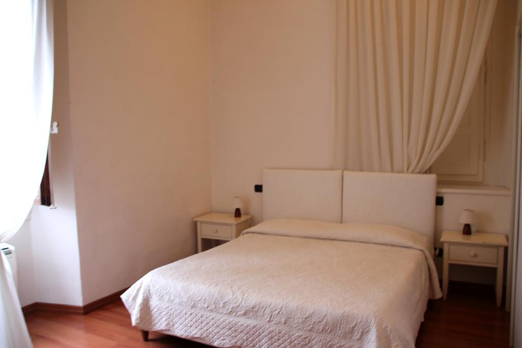 B&B Magnifico Messere Florença Quarto foto